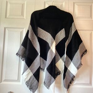 Plaid Triangle Winter Scarf/Wrap
